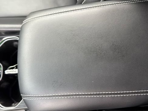 Used 2024 Jeep Grand Cherokee L Limited image 43