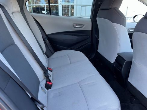 Used 2021 Toyota Corolla LE image 15