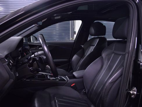 Used 2024 Audi A4 2.0T Premium Plus image 5