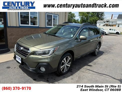 Used 2018 Subaru Outback 3.6R Limited AWD/4WD image 1