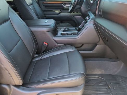 Certified 2024 GMC Sierra 3500 Denali w/ Denali Reserve Package AWD/4WD image 29