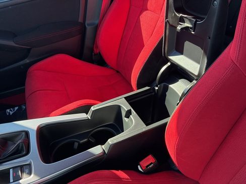 Certified 2025 Honda Civic Type R image 17