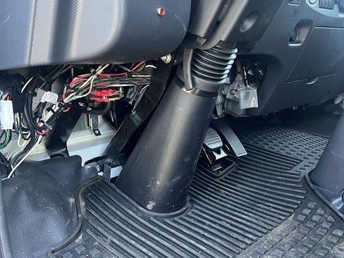 Used 2024 Chevrolet Low Cab Forward image 17