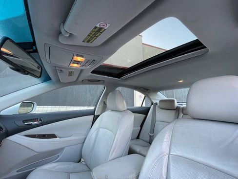 Used 2010 Lexus ES 350 w/ Luxury Package image 54