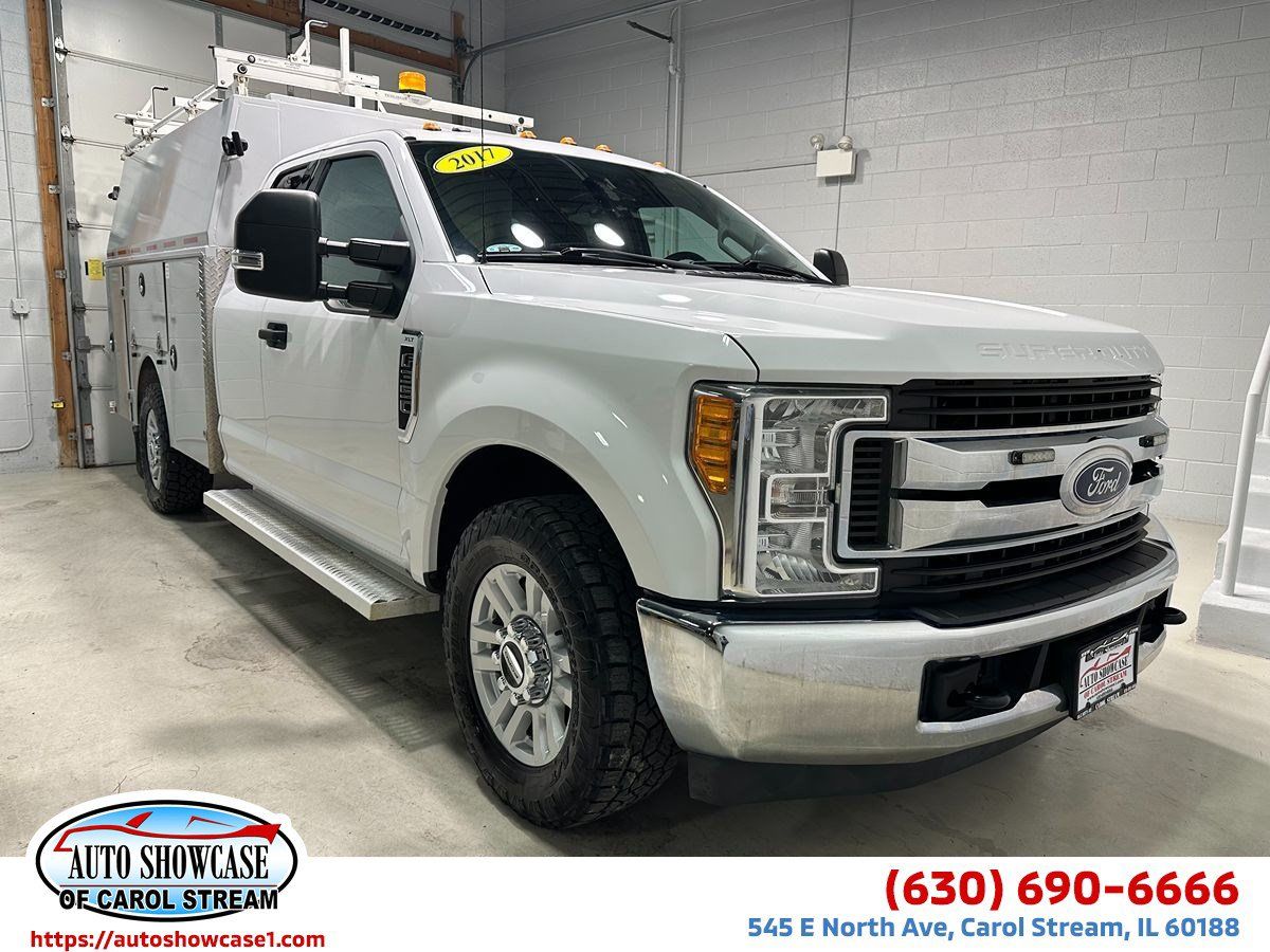 Used 2017 Ford F350 XLT RWD image 1