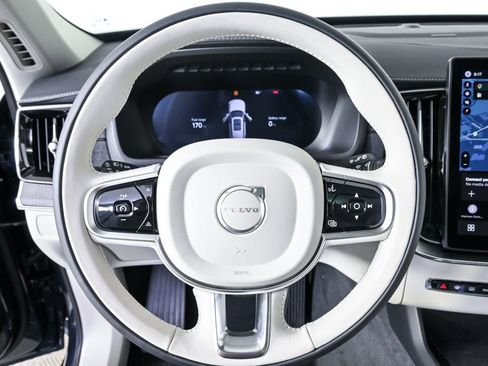 New 2026 Volvo XC90 T8 Ultra w/ Protection Package Premier AWD/4WD image 9