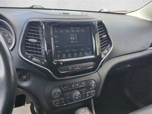 Used 2020 Jeep Cherokee Limited FWD image 10