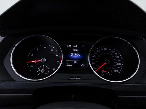 Used 2021 Volkswagen Tiguan SE R-Line FWD image 33