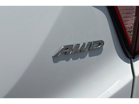 Used 2016 Honda HR-V EX-L image 16