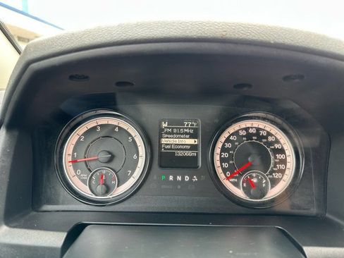 Used 2018 RAM 1500 Express AWD/4WD image 21