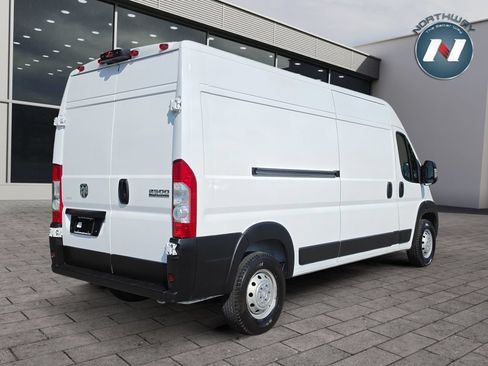 Used 2023 RAM ProMaster 2500 FWD image 5
