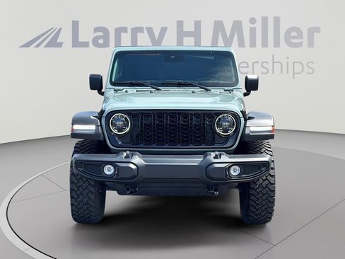 Used 2024 Jeep Wrangler Unlimited Sport AWD/4WD image 9
