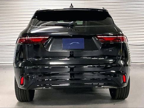 New 2026 Jaguar F-PACE R-Dynamic S image 5