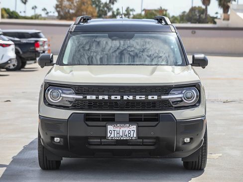 Used 2025 Ford Bronco Sport Outer Banks w/ Outer Banks Tech Package+ AWD/4WD image 2