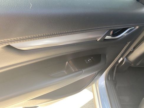 Used 2021 MAZDA CX-5 Touring image 12