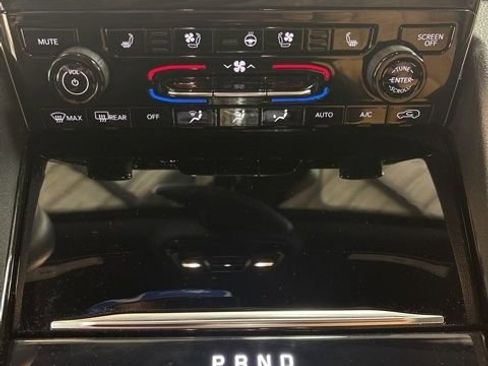 Used 2023 Jeep Grand Cherokee L Summit w/ Luxury Tech Group V RWD image 13