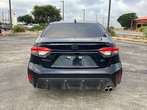 Used 2025 Toyota Corolla SE FWD image 6