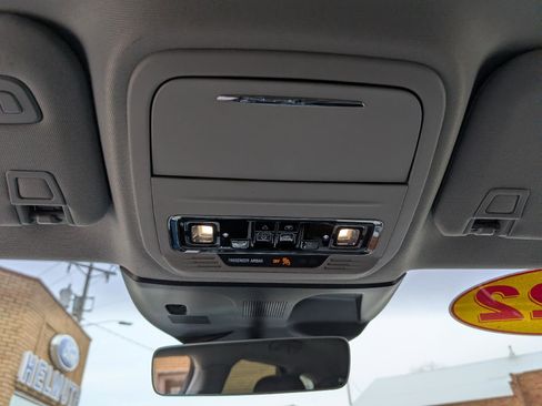 Used 2022 Lincoln Corsair Reserve w/ Equipment Group 201A image 24