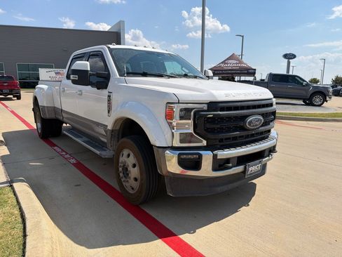 Used 2020 Ford F450 Lariat w/ Lariat Ultimate Package AWD/4WD image 1