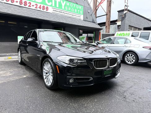 Used 2014 BMW 528i xDrive Sedan image 3