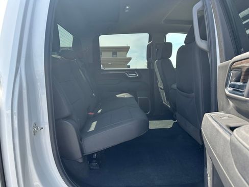 Used 2025 Chevrolet Silverado 2500 LT w/ Convenience Package AWD/4WD image 14