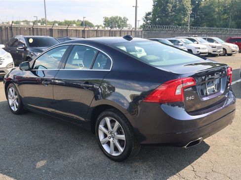 Used 2016 Volvo S60 T5 Premier w/ Convenience Package image 3