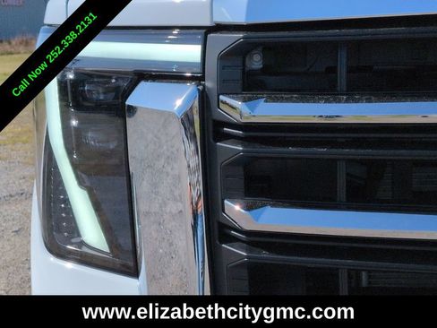 New 2026 GMC Sierra 2500 SLE w/ Preferred Package AWD/4WD image 11