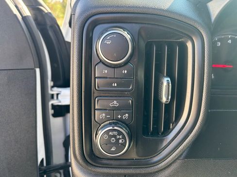 Used 2021 Chevrolet Silverado 2500 W/T w/ WT Fleet Convenience Package AWD/4WD image 21
