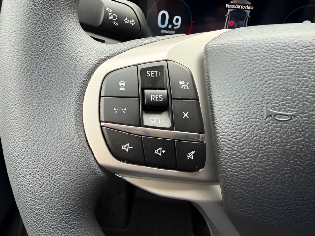 Used 2026 Ford Explorer Active AWD/4WD image 15