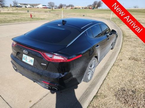 Used 2018 Kia Stinger Premium image 4