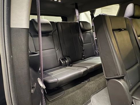 Used 2016 Chevrolet Suburban LT image 26