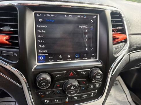 Used 2018 Jeep Grand Cherokee Summit w/ Platinum Series Group AWD/4WD image 19