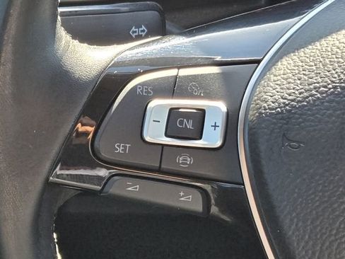 Used 2019 Volkswagen Atlas SE w/ Towing Package FWD image 26