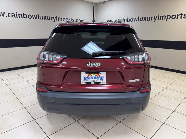 Used 2019 Jeep Cherokee Latitude Plus w/ Comfort/Convenience Group FWD image 5
