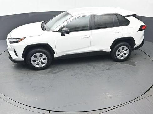 Certified 2024 Toyota RAV4 LE AWD/4WD image 38
