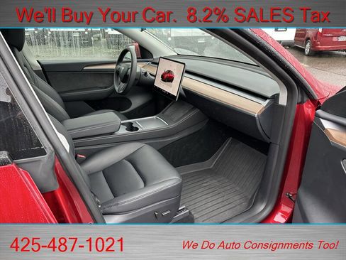 Used 2024 Tesla Model Y Long Range AWD/4WD image 18