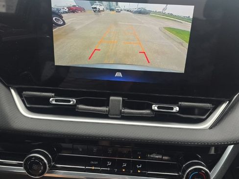 Used 2025 Chevrolet Equinox LT FWD image 50