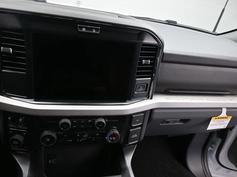 New 2026 Ford F250 XLT w/ XLT Premium Package image 14