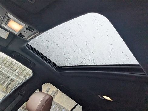 Used 2021 Toyota Land Cruiser image 20