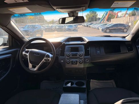 Used 2018 Ford Taurus Police Interceptor AWD image 9