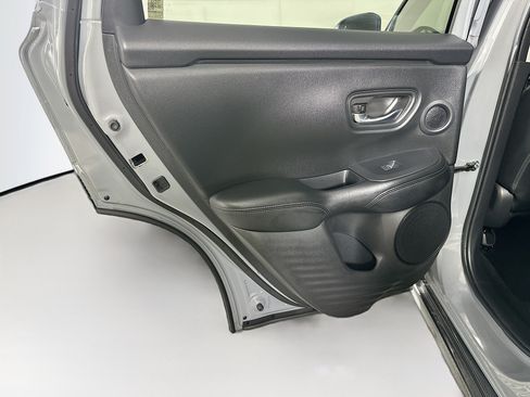 Used 2025 Acura ADX FWD image 25