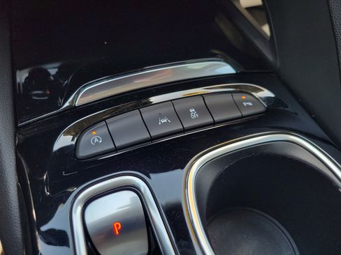 Certified 2023 Buick Envision Preferred FWD image 27