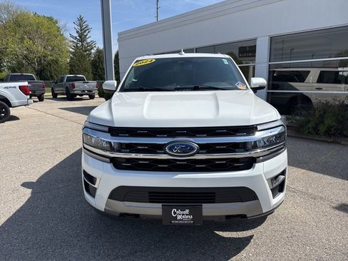 Used 2024 Ford Expedition Max Limited AWD/4WD image 5