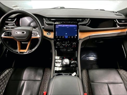 Used 2023 Jeep Grand Cherokee L Summit AWD/4WD image 18