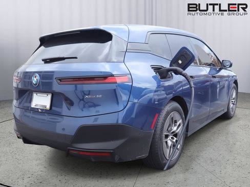 Certified 2023 BMW iX xDrive50 w/ Ultimate Package image 6