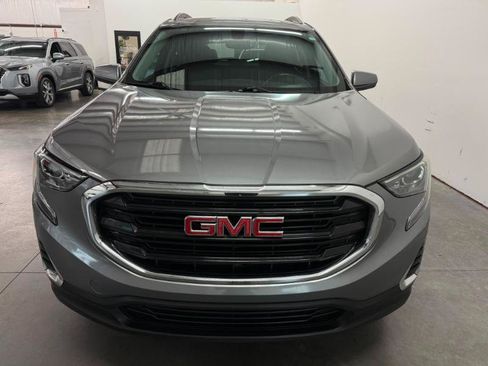 Used 2018 GMC Terrain SLE w/ Driver Convenience Package FWD image 5