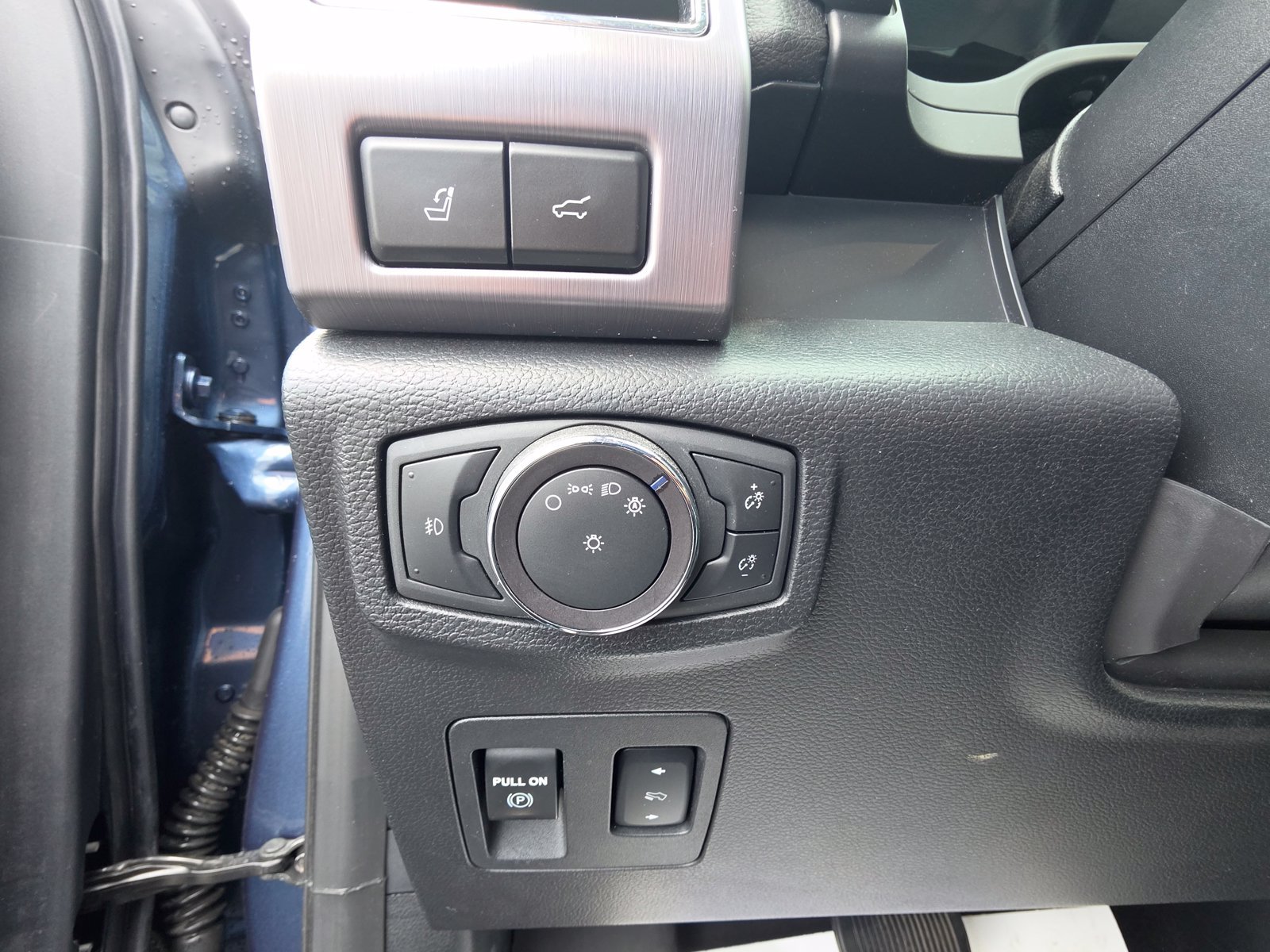 Used 2019 Ford Expedition Platinum AWD/4WD image 14