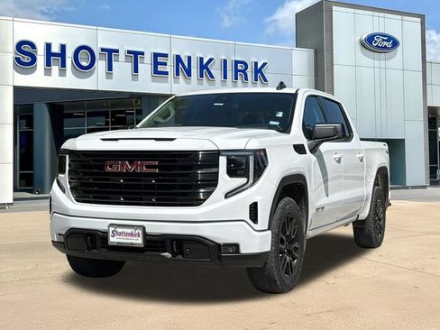 Used 2023 GMC Sierra 1500 Elevation AWD/4WD image 3