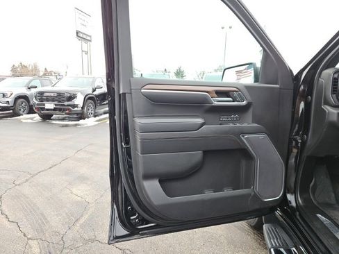 Certified 2023 Chevrolet Silverado 1500 High Country w/ High Country Premium Package image 26