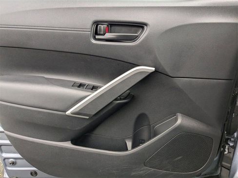 Used 2024 Toyota Corolla Cross LE image 16